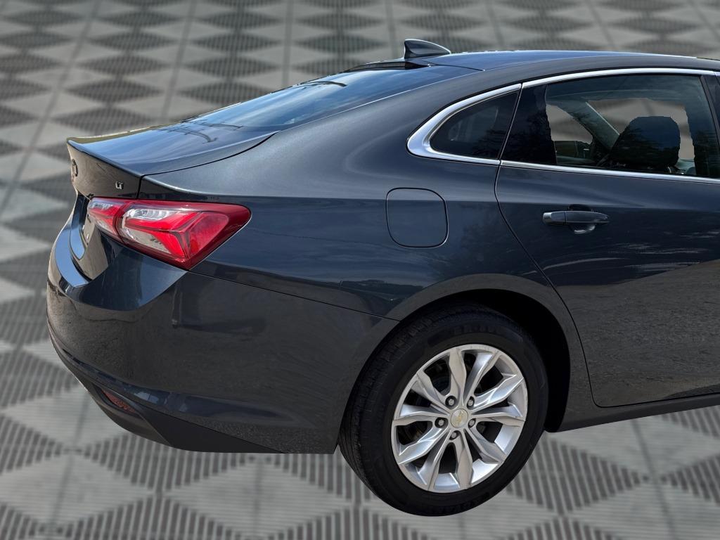 2020 Chevrolet Malibu - $12,900
