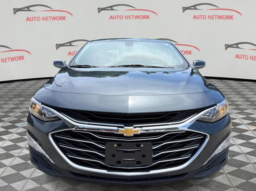 2020 Chevrolet Malibu - $12,900