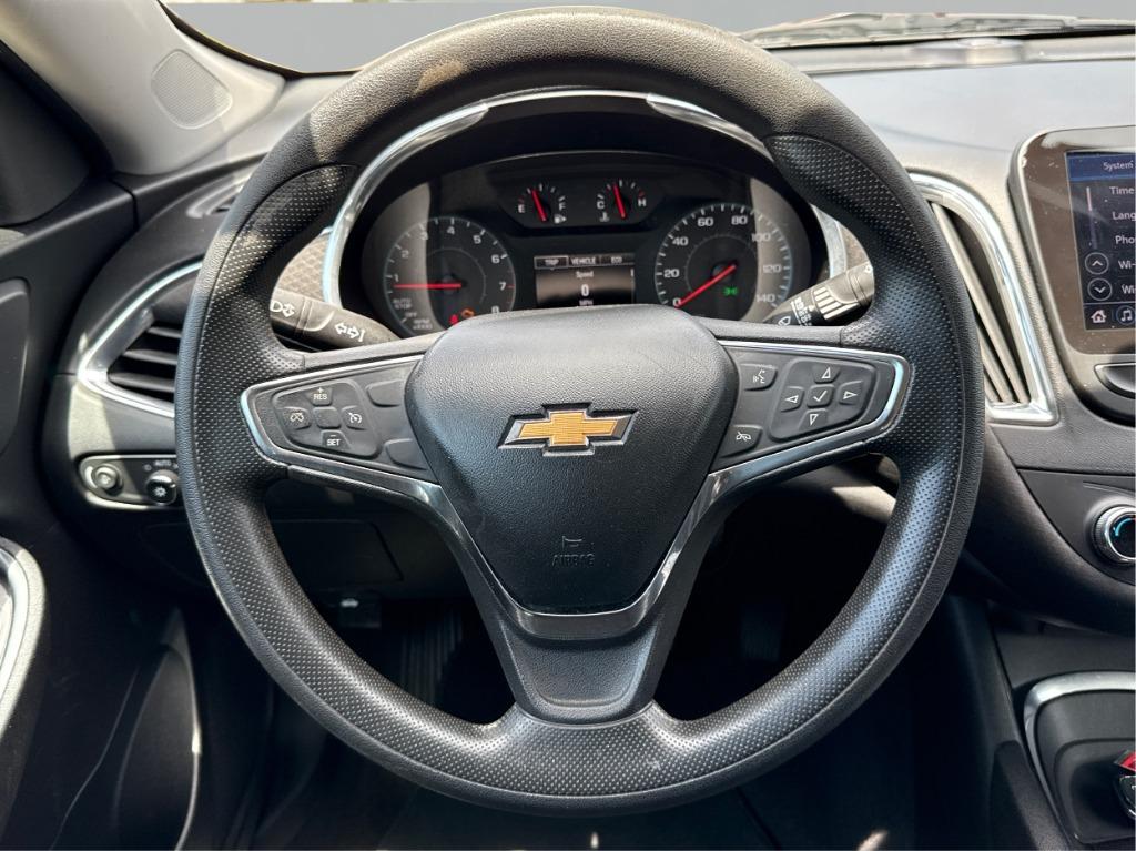 2020 Chevrolet Malibu - $12,900