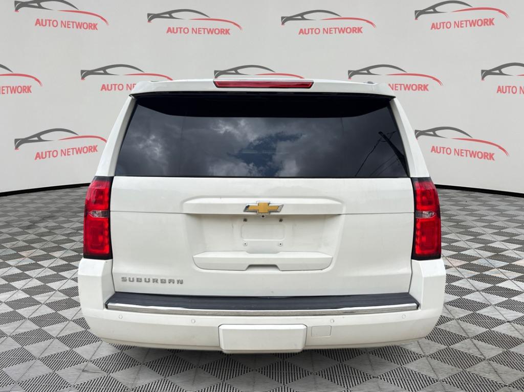 2015 Chevrolet Suburban - $13,900