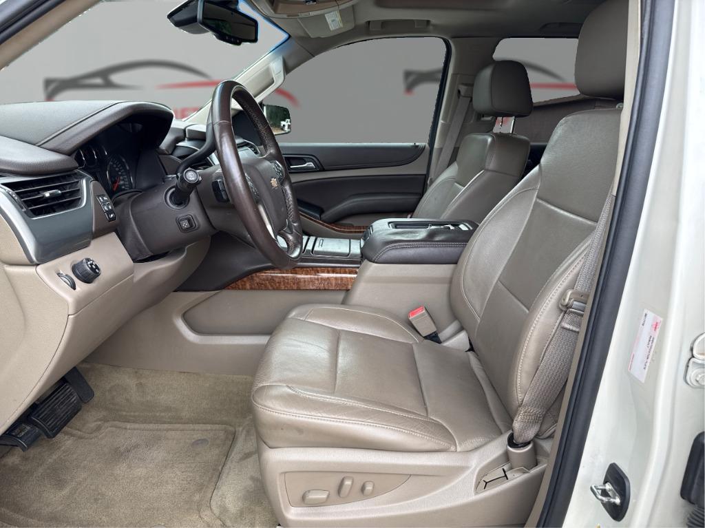 2015 Chevrolet Suburban - $13,900