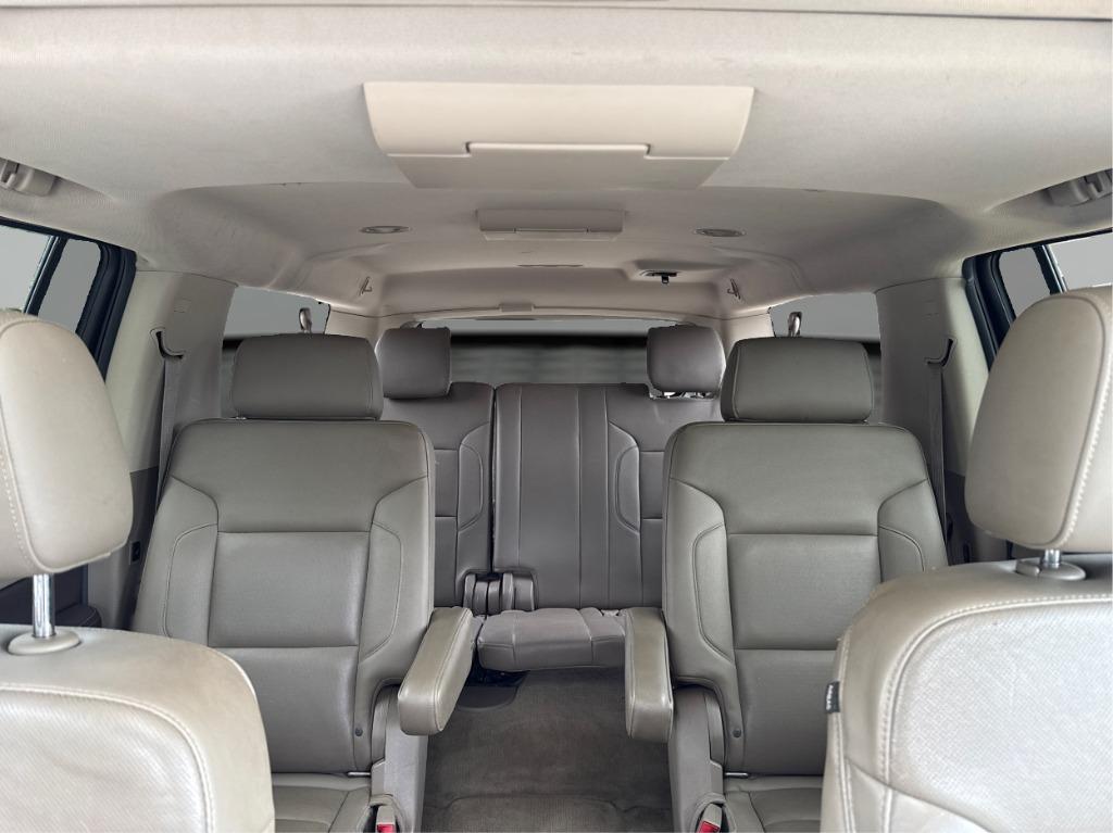2015 Chevrolet Suburban - $13,900