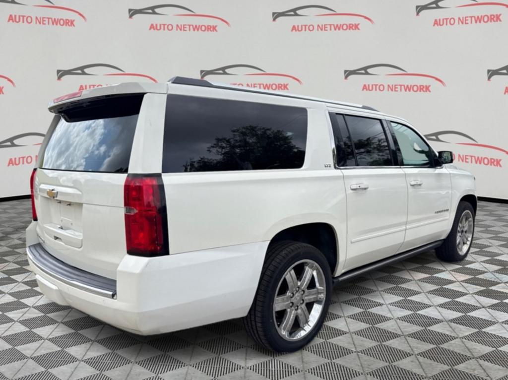 2015 Chevrolet Suburban - $13,900