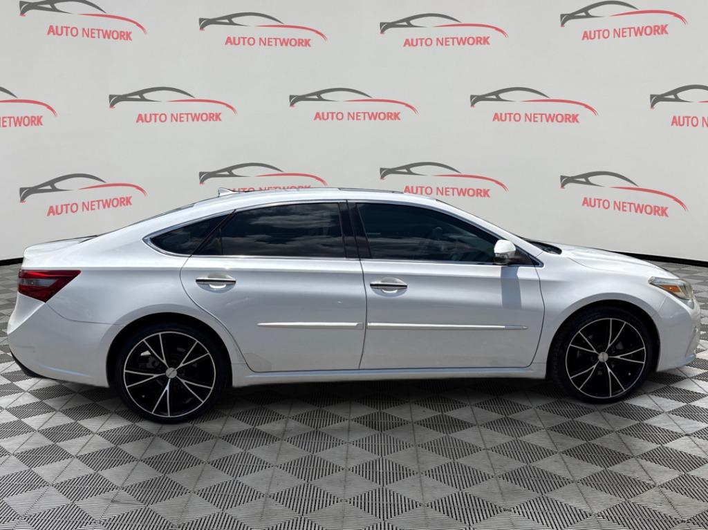 2018 Toyota Avalon - $16,900