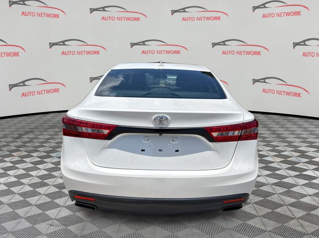 2018 Toyota Avalon - $16,900