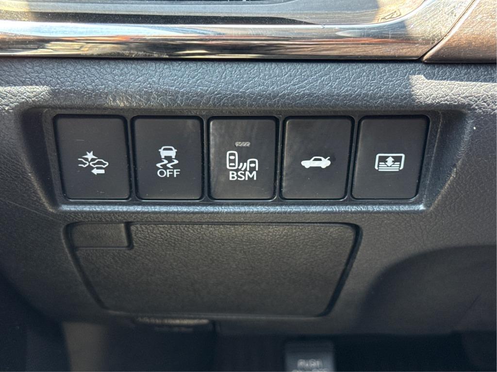 2018 Toyota Avalon - $16,900