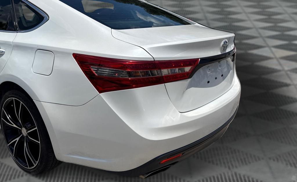 2018 Toyota Avalon - $16,900