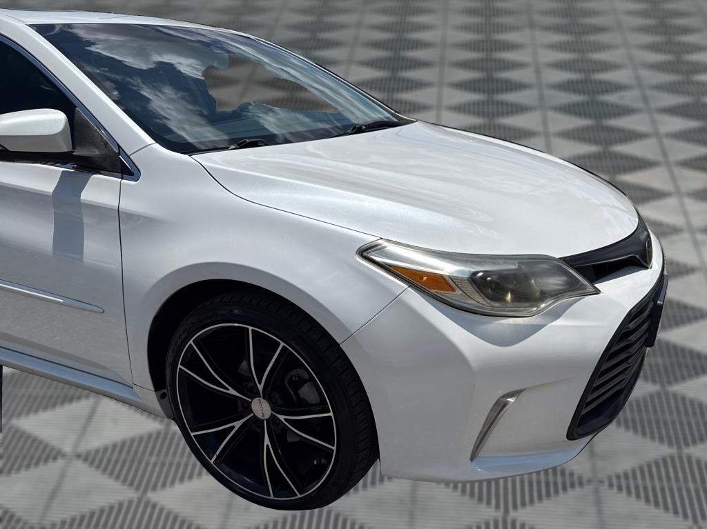 2018 Toyota Avalon - $16,900
