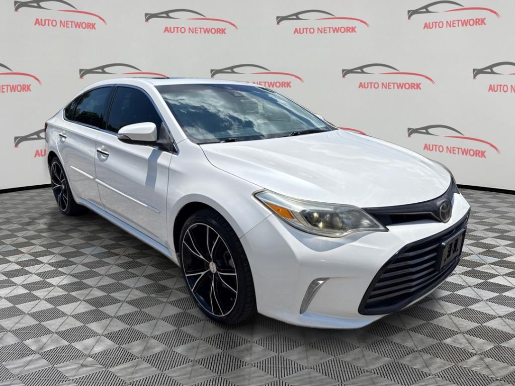 2018 Toyota Avalon - $16,900
