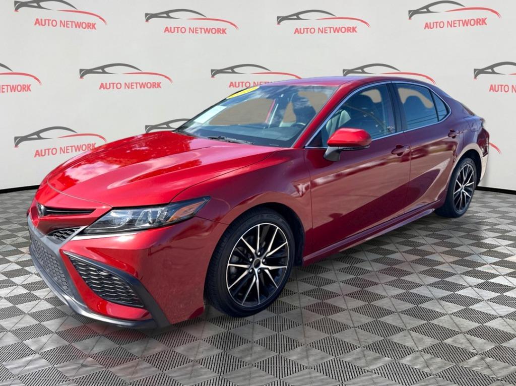 2022 Toyota Camry - $18,900