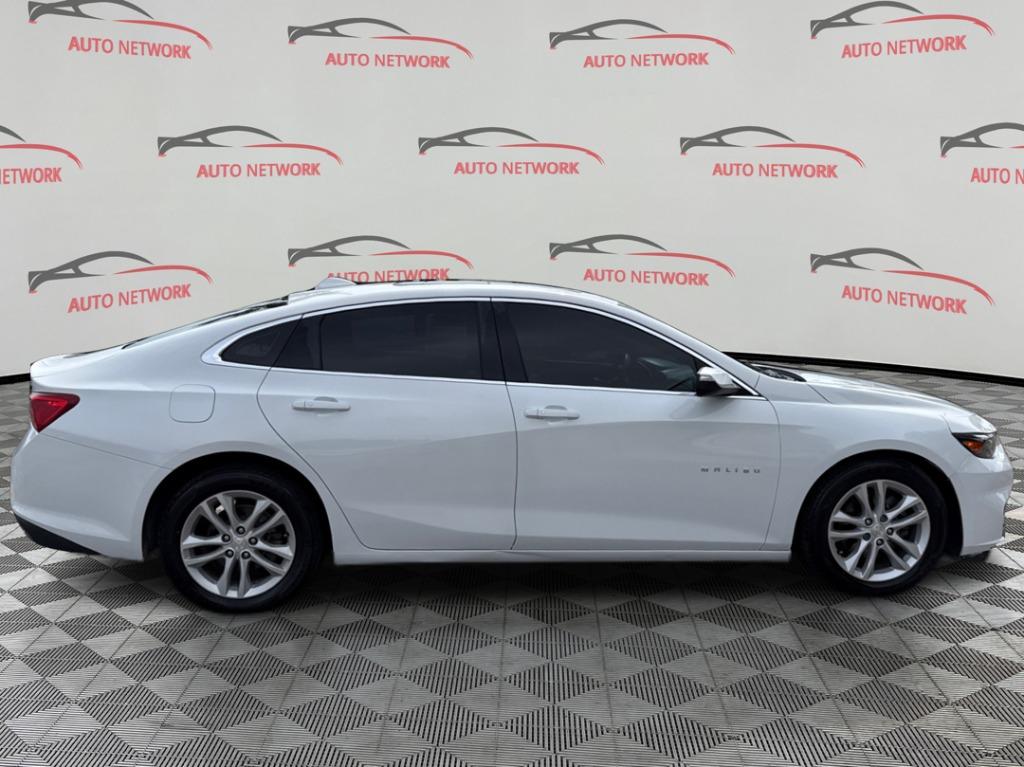 2018 Chevrolet Malibu - $9,900