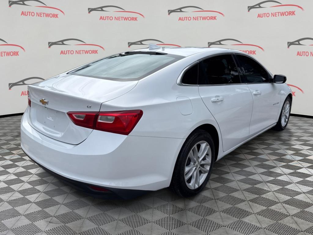 2018 Chevrolet Malibu - $9,900