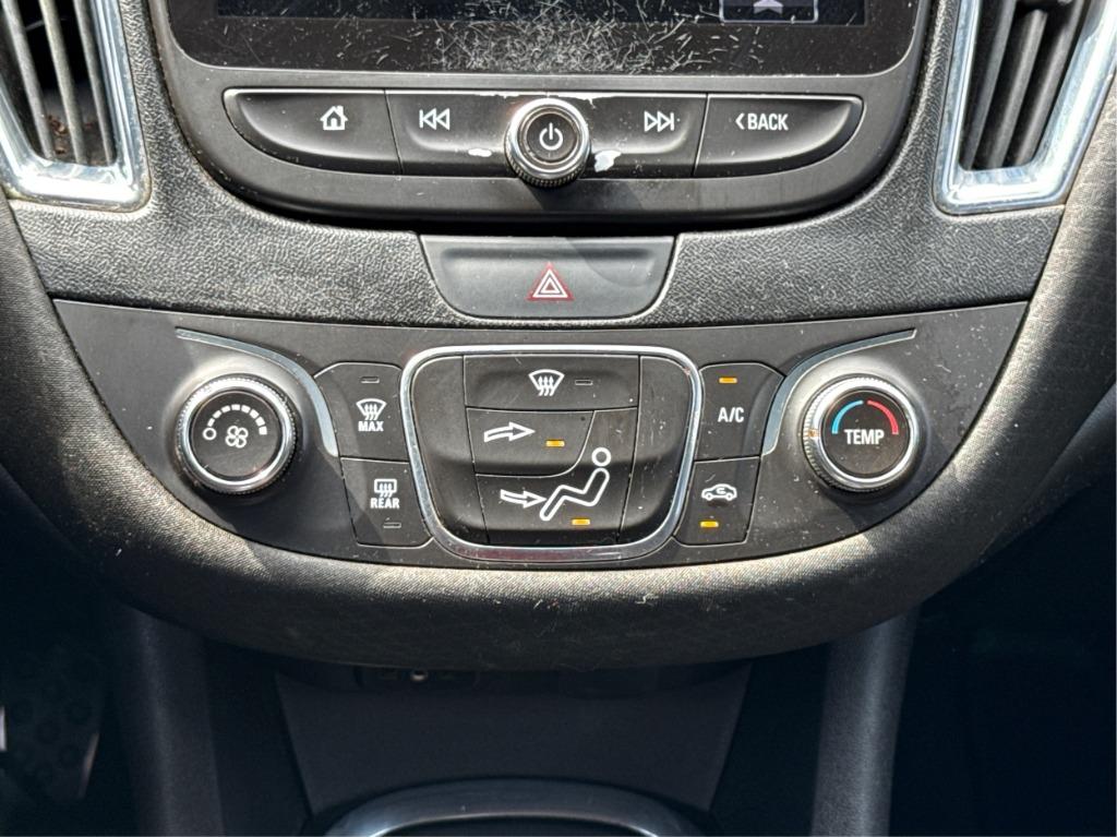 2018 Chevrolet Malibu - $9,900