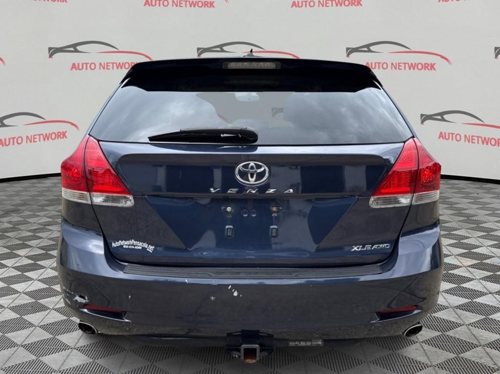 2015 Toyota Venza - $10,900