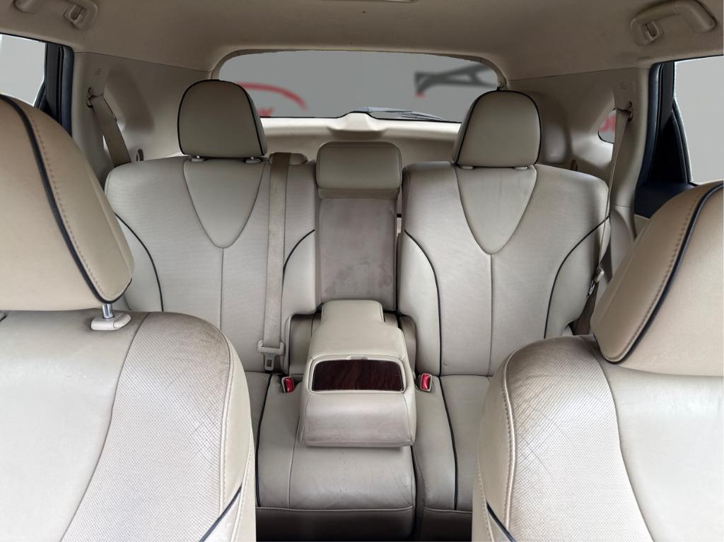 2015 Toyota Venza - $10,900