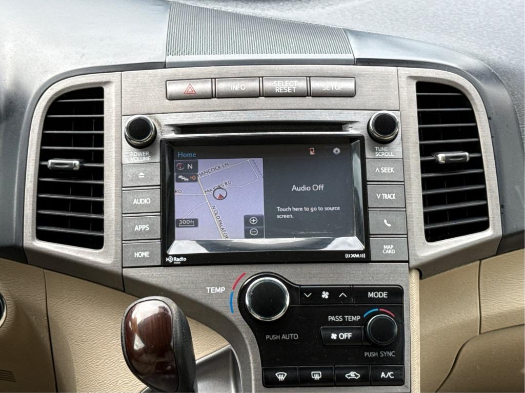 2015 Toyota Venza - $10,900