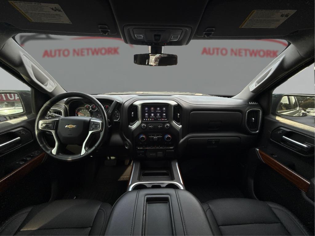 2020 Chevrolet Silverado - $27,900