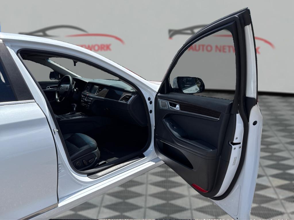 2018 Genesis G80 - $12,900