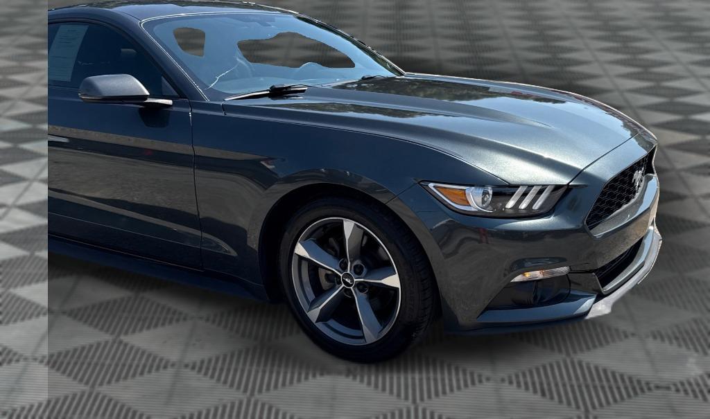 2016 Ford Mustang - $13,900