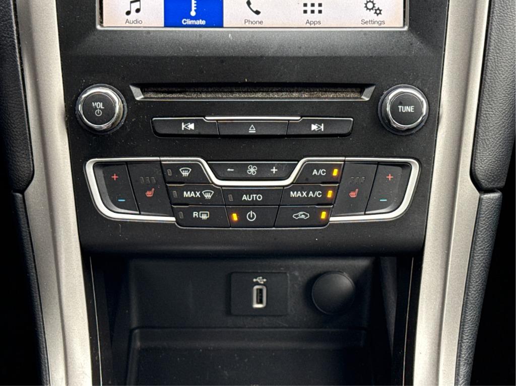 2017 Ford Fusion - $8,900