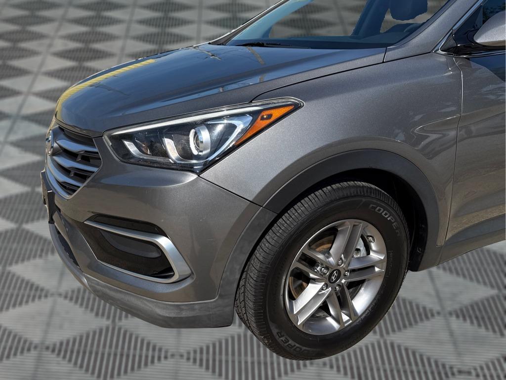 2017 Hyundai Santa Fe - $9,900