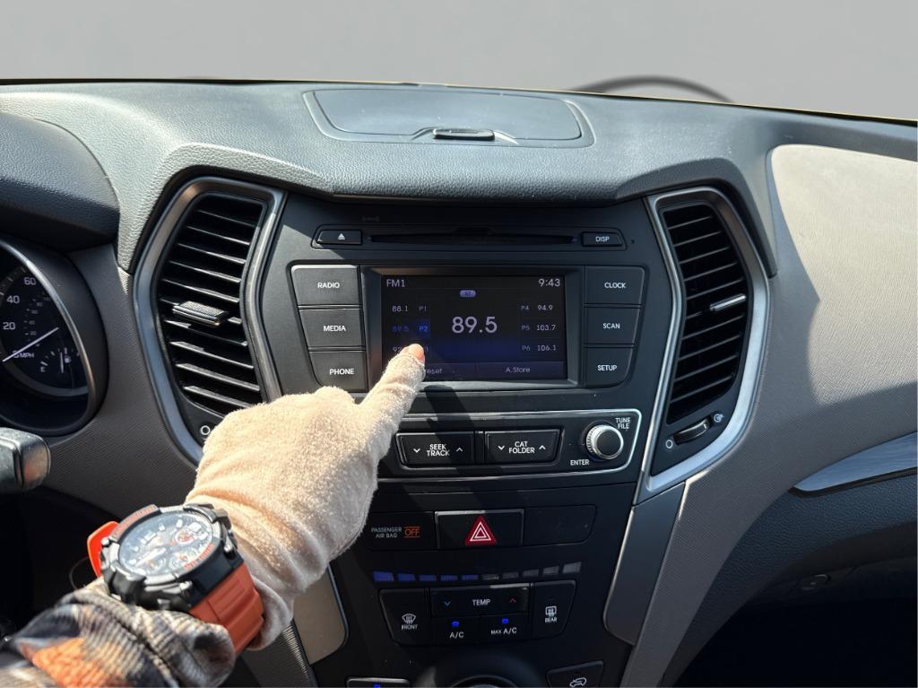 2017 Hyundai Santa Fe - $9,900