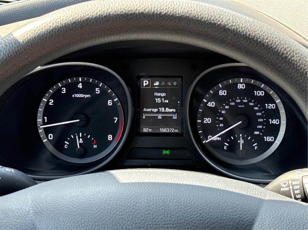 2017 Hyundai Santa Fe - $9,900