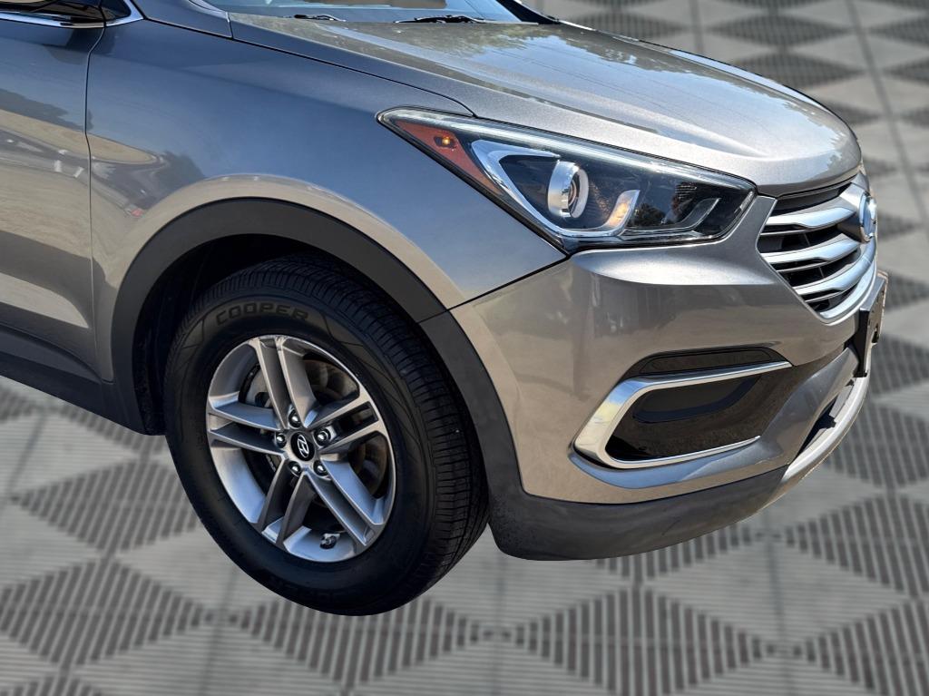 2017 Hyundai Santa Fe - $9,900