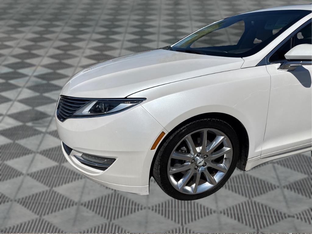 2016 Lincoln MKZ - $7,900