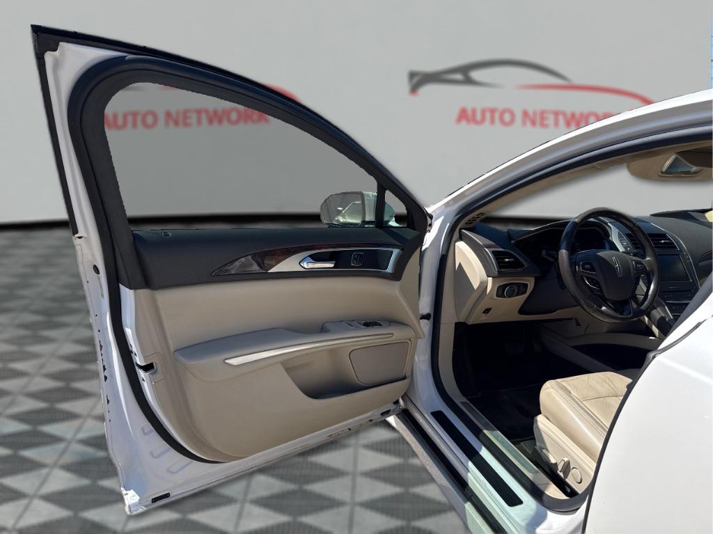2016 Lincoln MKZ - $7,900