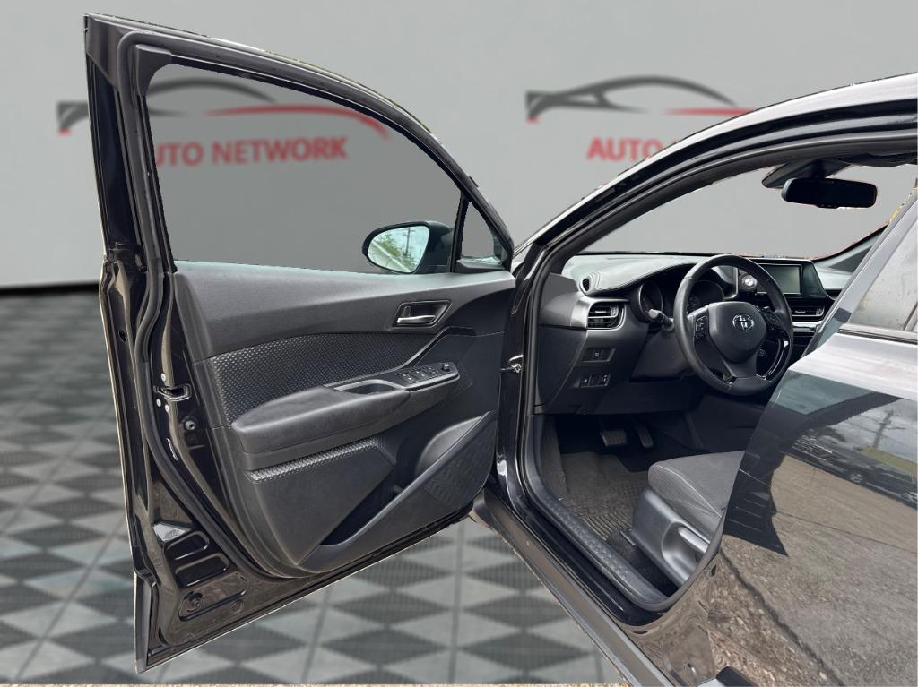 2018 Toyota C-HR - $14,900