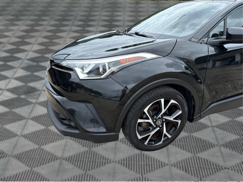 2018 Toyota C-HR - $14,900