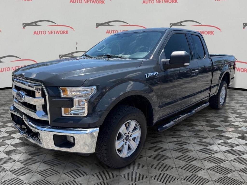 2017 Ford F-150 - $9,900