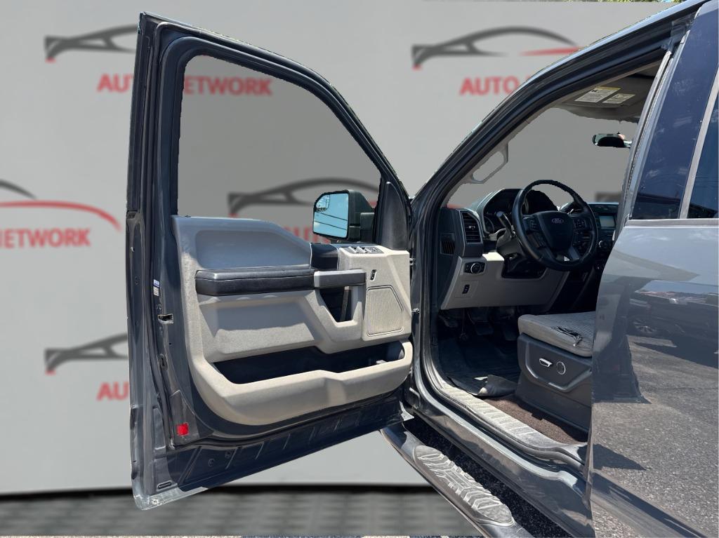 2017 Ford F-150 - $9,900
