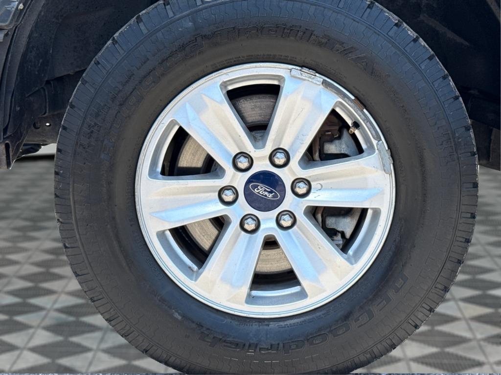 2017 Ford F-150 - $9,900