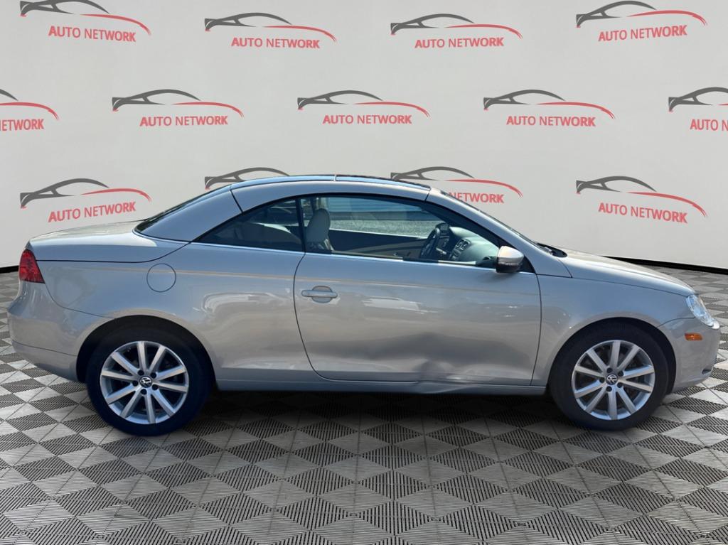 2010 Volkswagen Eos - $5,900