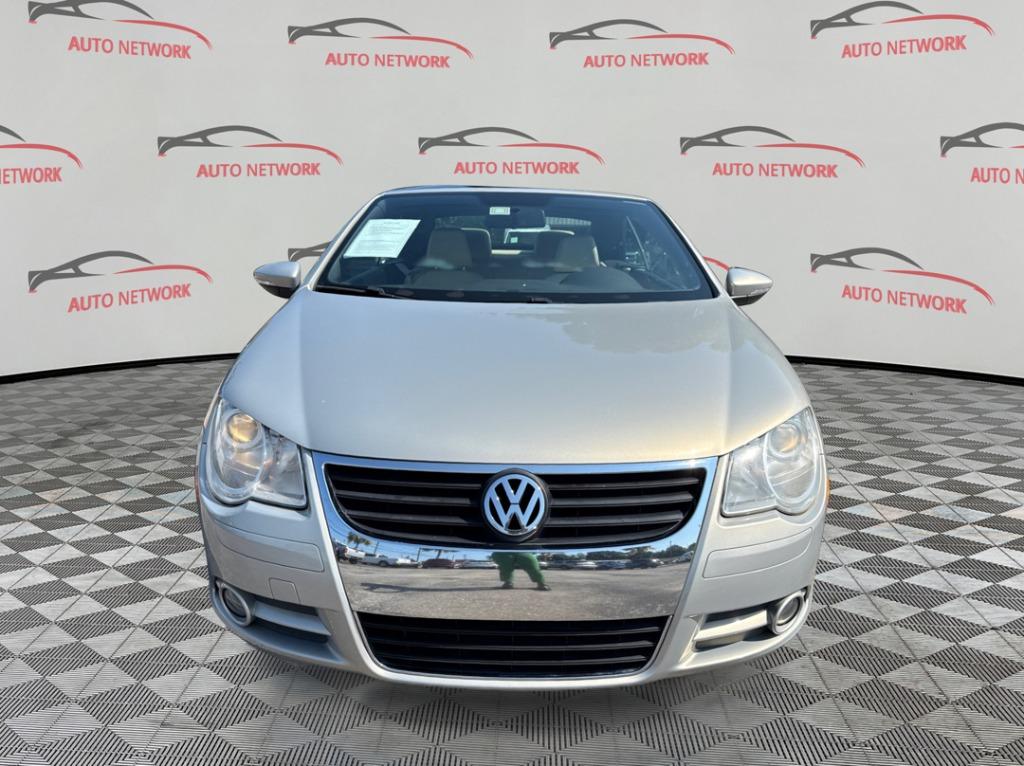 2010 Volkswagen Eos - $5,900