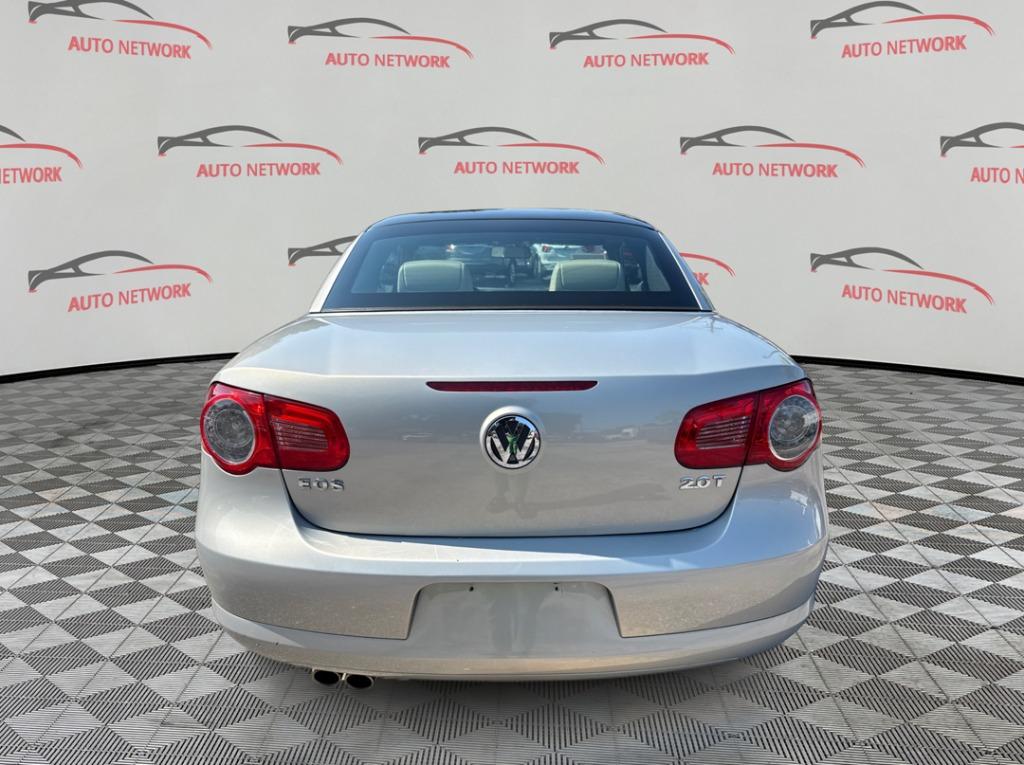 2010 Volkswagen Eos - $5,900