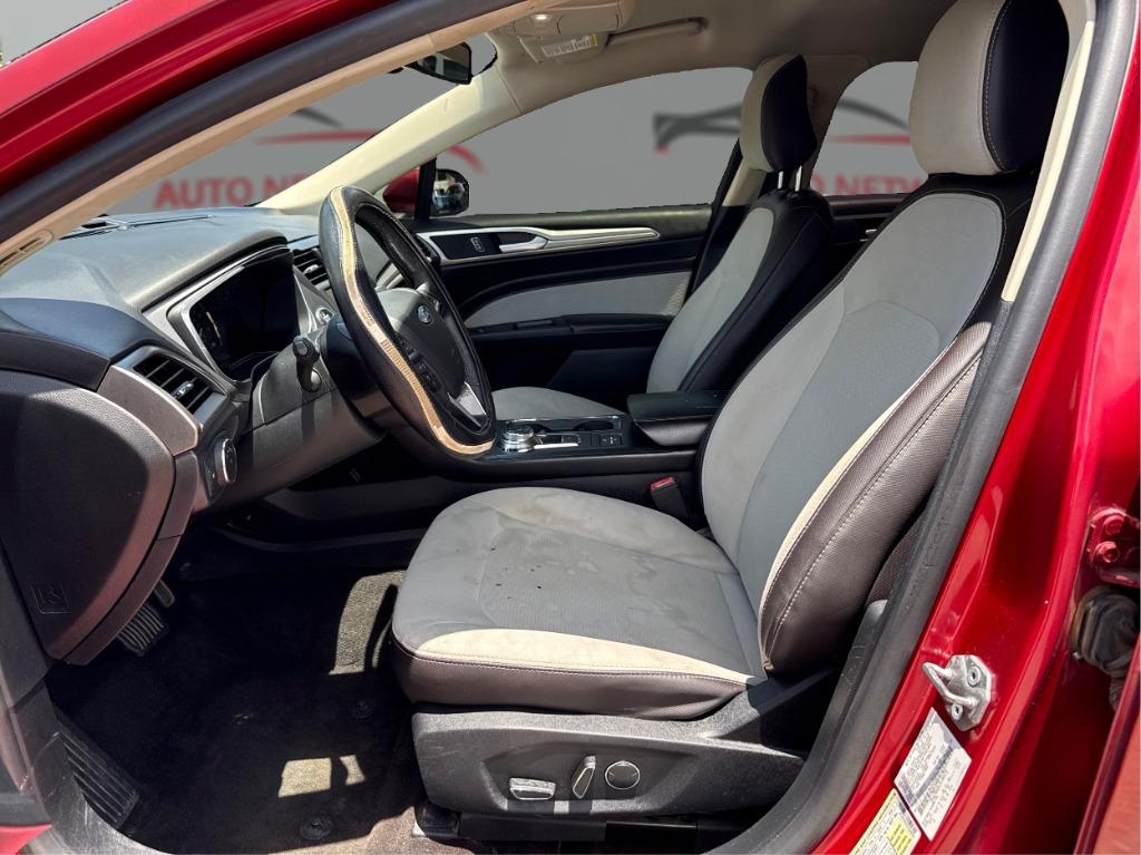 2020 Ford Fusion - $8,900
