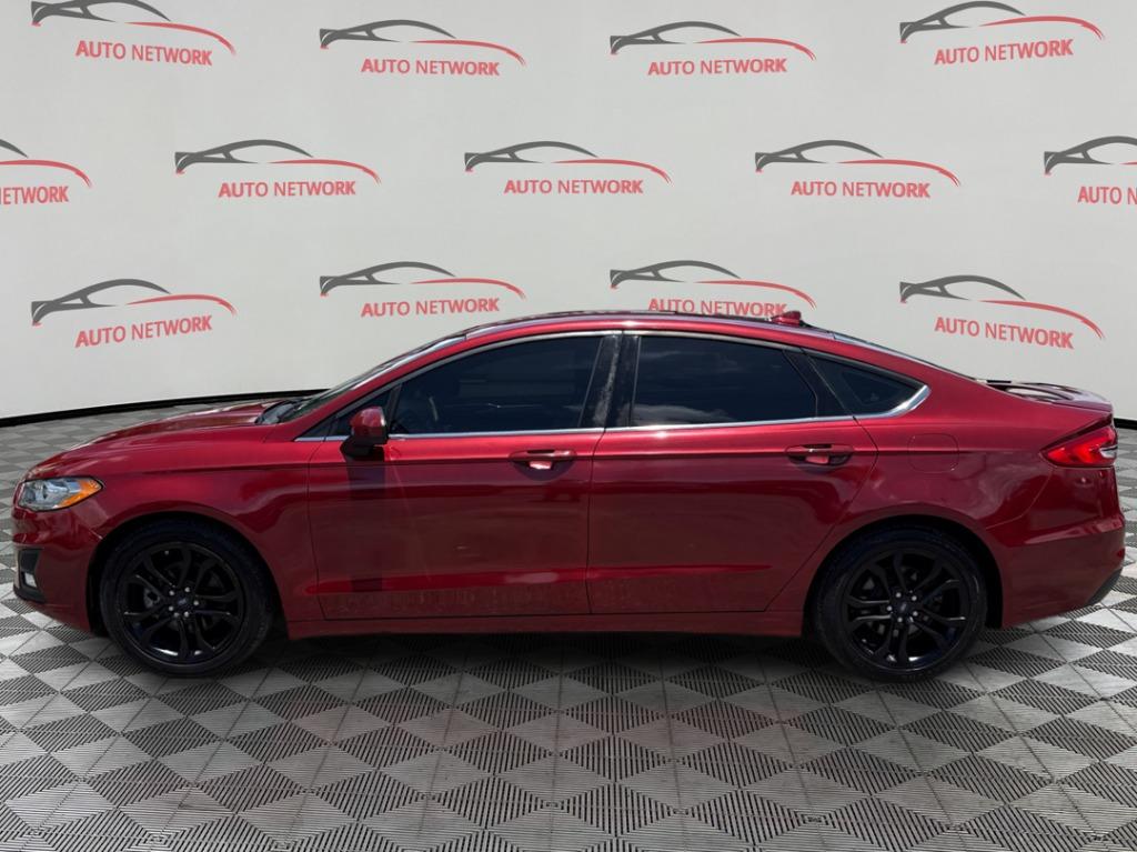 2020 Ford Fusion - $8,900