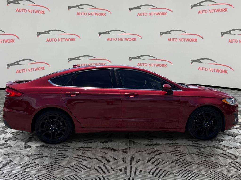2020 Ford Fusion - $8,900