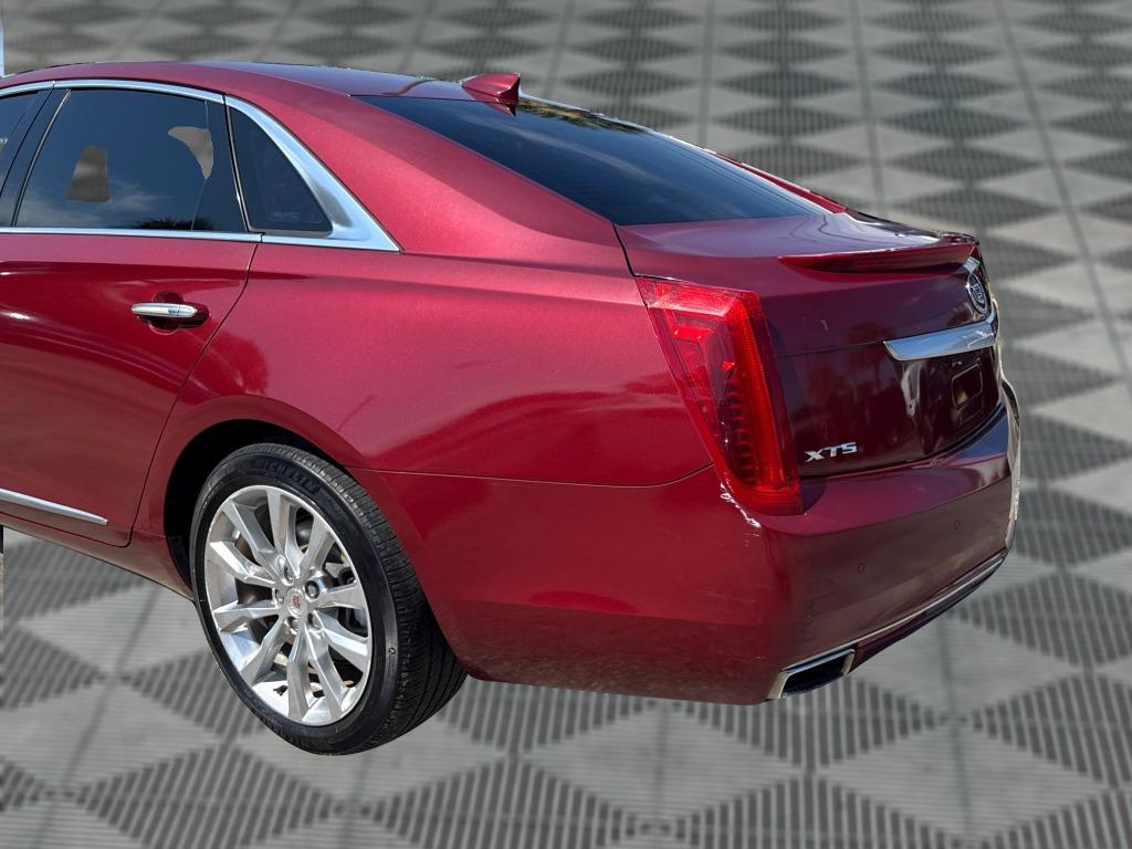 2015 Cadillac XTS - $8,900