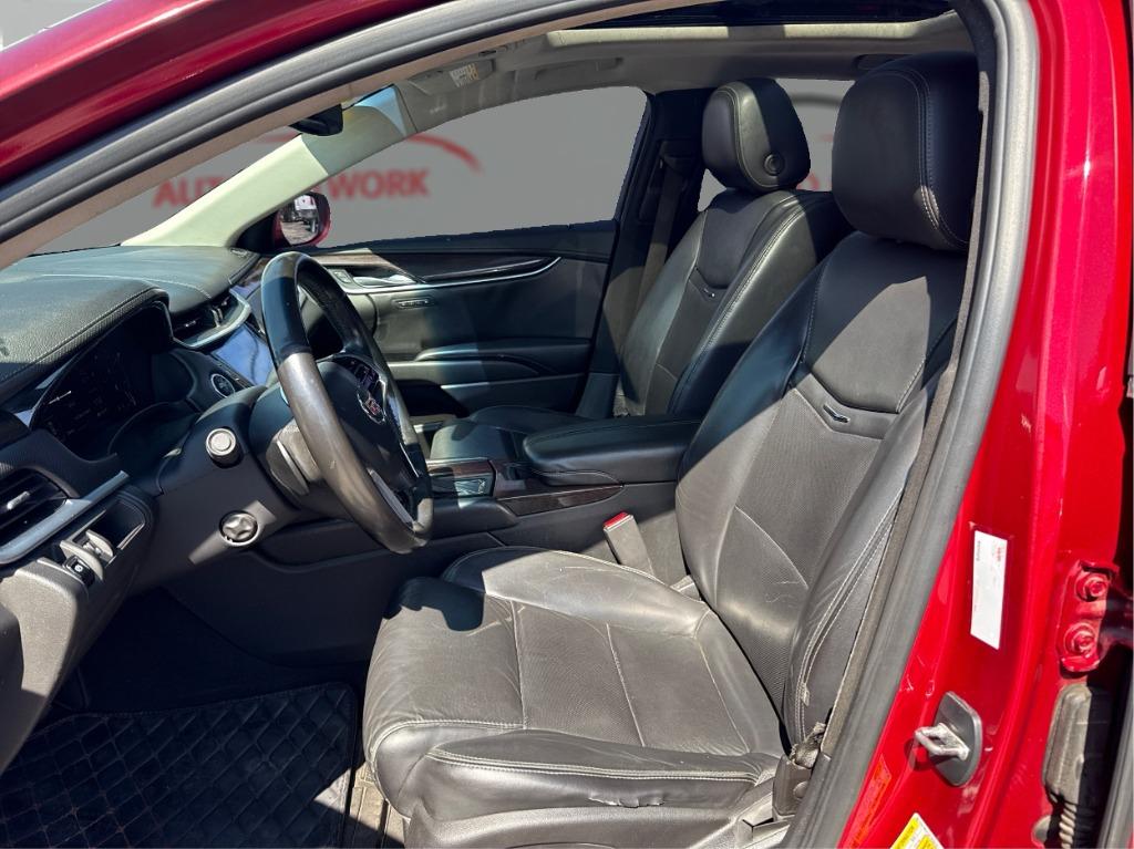 2015 Cadillac XTS - $8,900