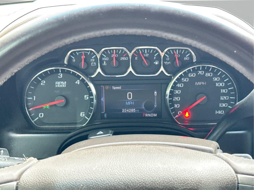 2015 Chevrolet Suburban - $8,900