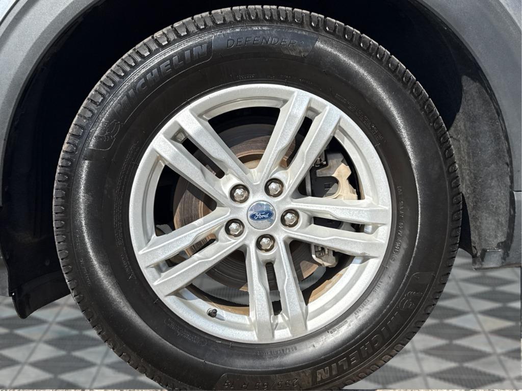 2021 Ford Explorer - $16,900