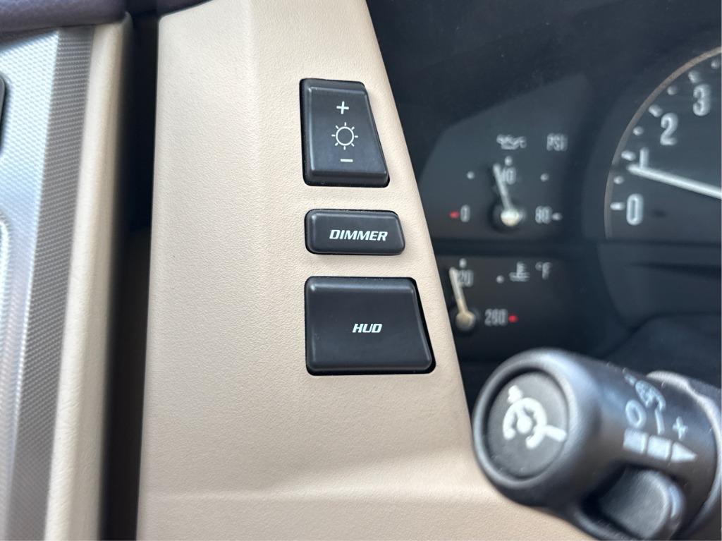 2008 Cadillac XLR - $25,900