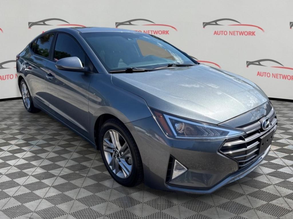 2019 Hyundai Elantra - $8,900