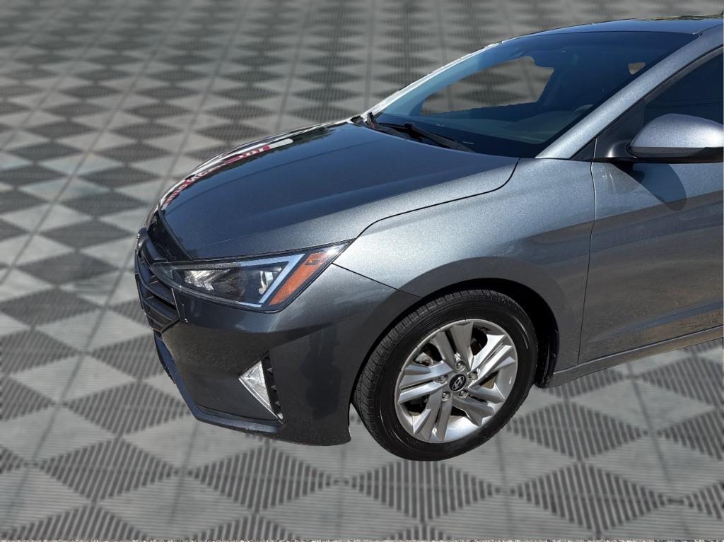 2019 Hyundai Elantra - $8,900