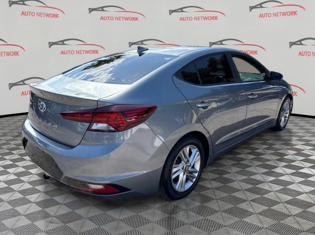2019 Hyundai Elantra - $8,900