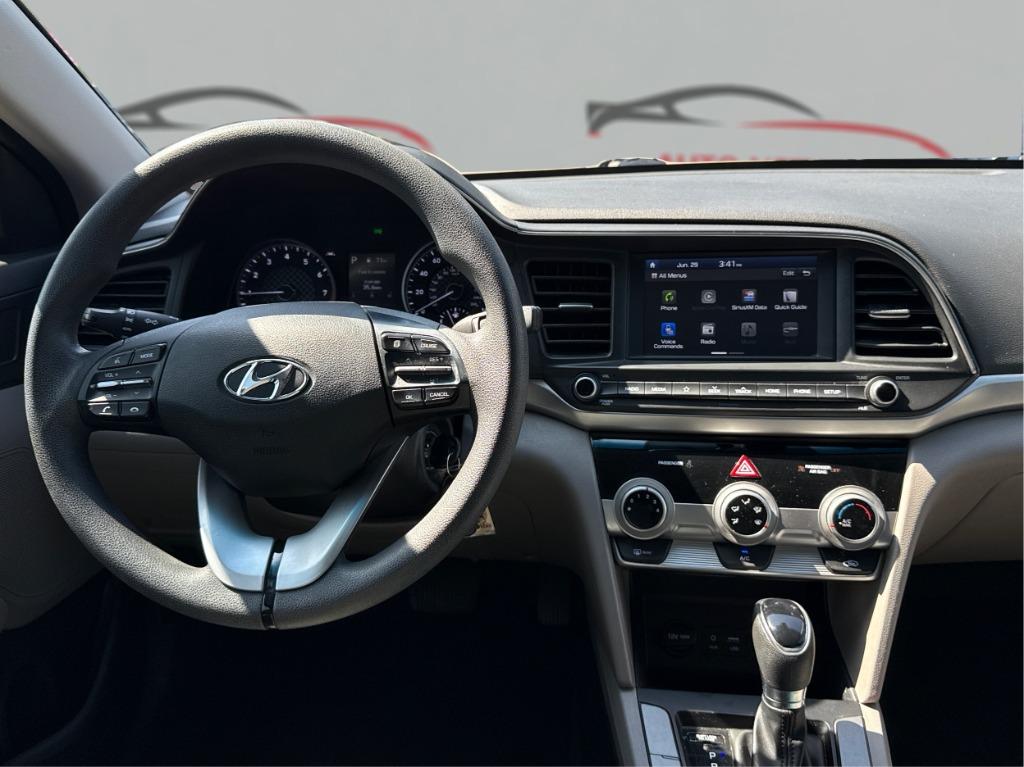 2019 Hyundai Elantra - $8,900